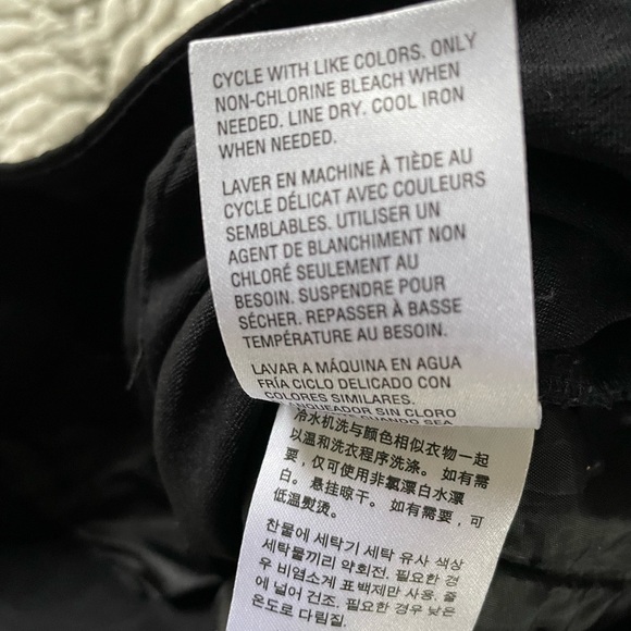 Bar III Black Shorts Ruffle Detail Size 4 - Picture 6 of 7